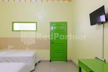 هتل Homestay Hj Suharti Natar Lampung Redpartner