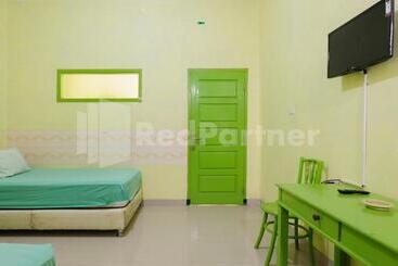 هتل Homestay Hj Suharti Natar Lampung Redpartner