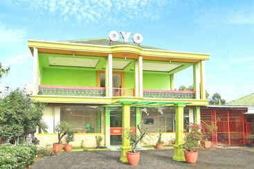 هتل Homestay Hj Suharti Natar Lampung Redpartner