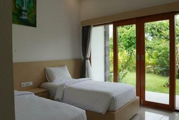 پانسیون Artaloka Hotel & Restaurant