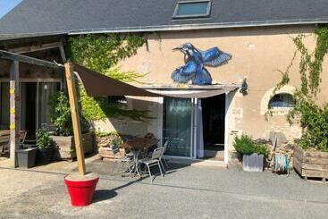 تختخواب و صبحانه La Petite Ferme