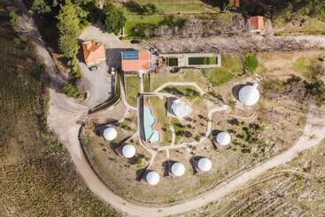تختخواب و صبحانه Natura Glamping