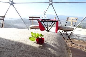 تختخواب و صبحانه Natura Glamping