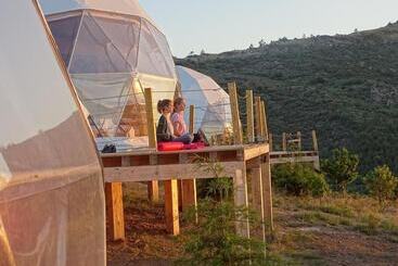 تختخواب و صبحانه Natura Glamping