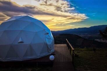 تختخواب و صبحانه Natura Glamping