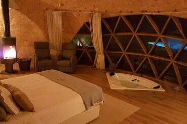 تختخواب و صبحانه Natura Glamping