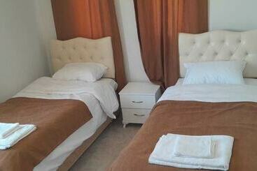 Sunrise Güneş Motel