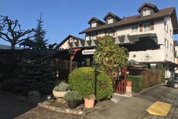 Motel & Aparthotel Brüggli