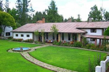 پانسیون Centro Vacacional Huaychulo
