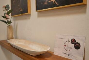 On Suites Sevilla Apartments Designed For Adults