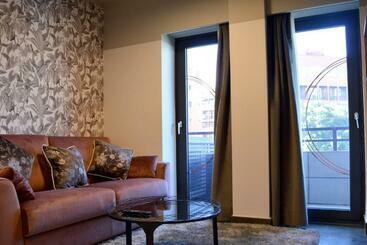 On Suites Sevilla Apartments Designed For Adults