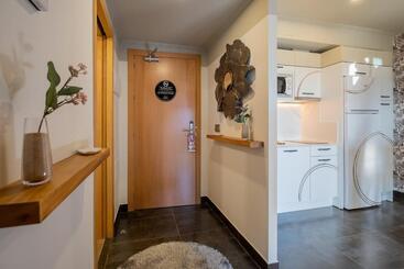 On Suites Sevilla Apartments Designed For Adults