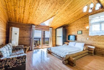 هتل Longbeach Pension