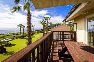 هتل Longbeach Pension