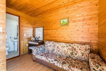 هتل Longbeach Pension