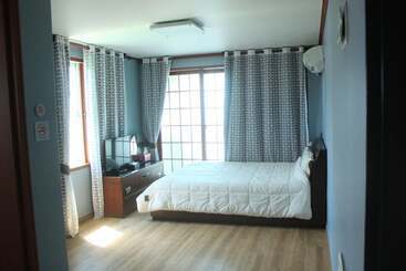 هتل Sea Dragon Pension