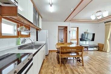 هتل Seongsan Sunrise Pension