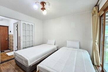 هتل Seongsan Sunrise Pension