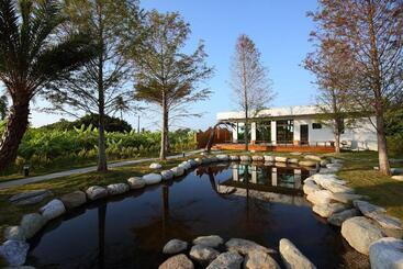 هتل Taroko Yan Hai Bo Villa