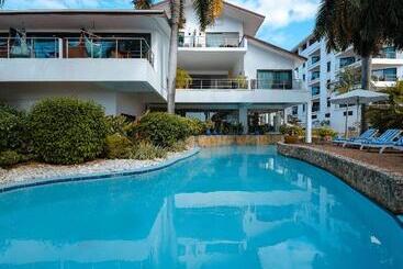 Coral Beach Hotel Dar Es Salaam
