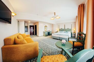 هتل Best Western Bucovina Club De Munte