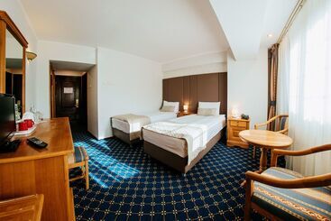 هتل Best Western Bucovina Club De Munte