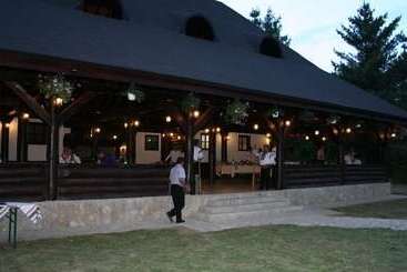 هتل Best Western Bucovina Club De Munte