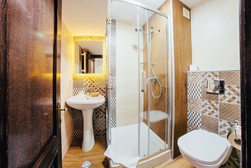 هتل Best Western Bucovina Club De Munte