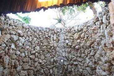 هتل Breakas Beach Resort