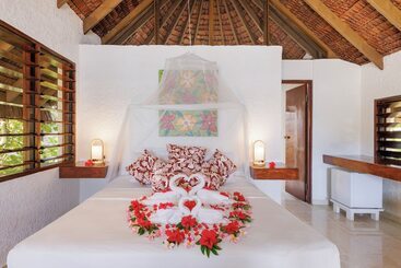 هتل Breakas Beach Resort