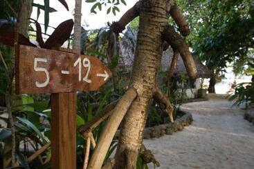 هتل Breakas Beach Resort