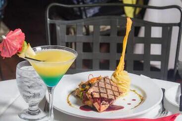The Cardiff Hotel & Spa - Runaway Bay