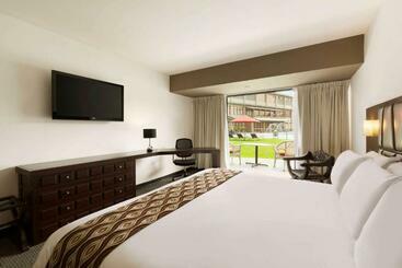هتل Costa Del Sol Wyndham Trujillo