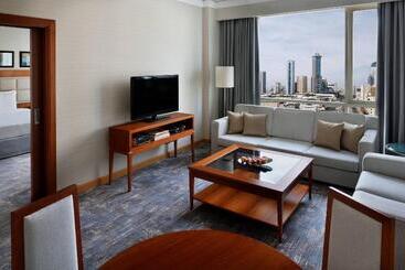 هتل Courtyard By Marriott Kuwait City