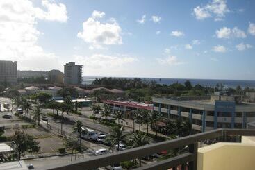 هتل Grand Plaza