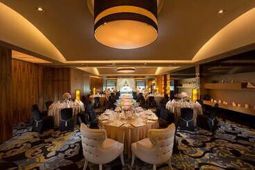 هتل Hilton Kuala Lumpur