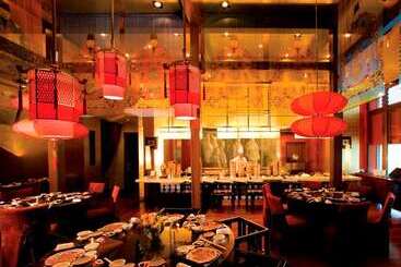 هتل Hilton Kuala Lumpur