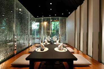 هتل Hilton Kuala Lumpur