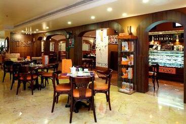 هتل Holiday Inn Al Khobar, An Ihg