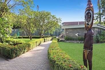هتل Holiday Inn Port Moresby By Ihg