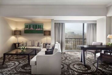 هتل Hyatt Regency Bishkek