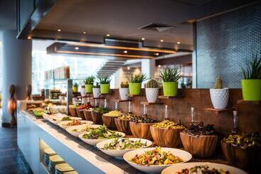 هتل Jw Marriott Absheron Baku