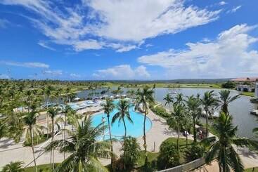 هتل Leopalace Resort Guam