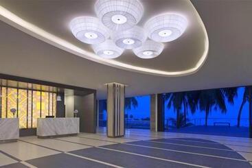 هتل Mercure Penang Beach