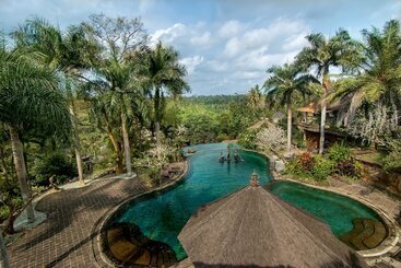 هتل The Payogan Villa Resort And Spa
