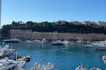 هتل Port Palace