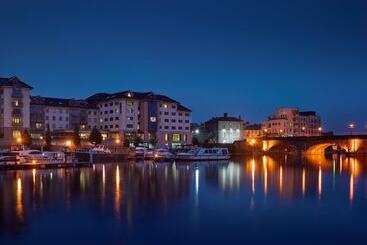 Radisson Blu Hotel, Athlone