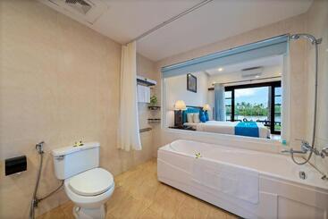 هتل River Beach Resort & Residences