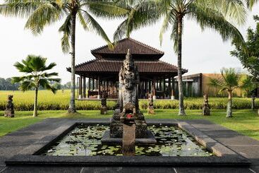 هتل Tanah Gajah, A Resort By Hadiprana