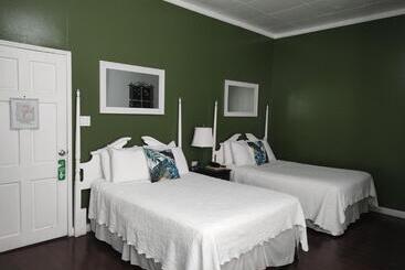 The Great House Inn - Belize City